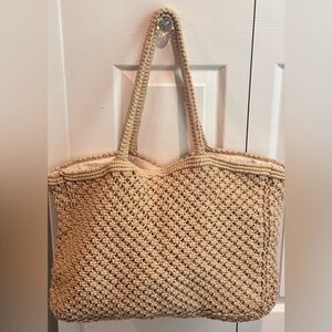 THE PERFECT BEACH BAG | WEEKENDER BAG | BEACH TOTE | TRAVEL TOTE